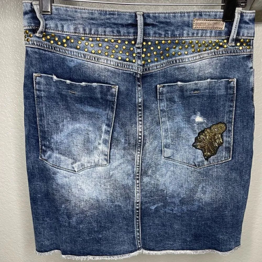 Guess Denim Blue Embellished Distressed Jean Mini Skirt Size 29 - Picture 7 of 13